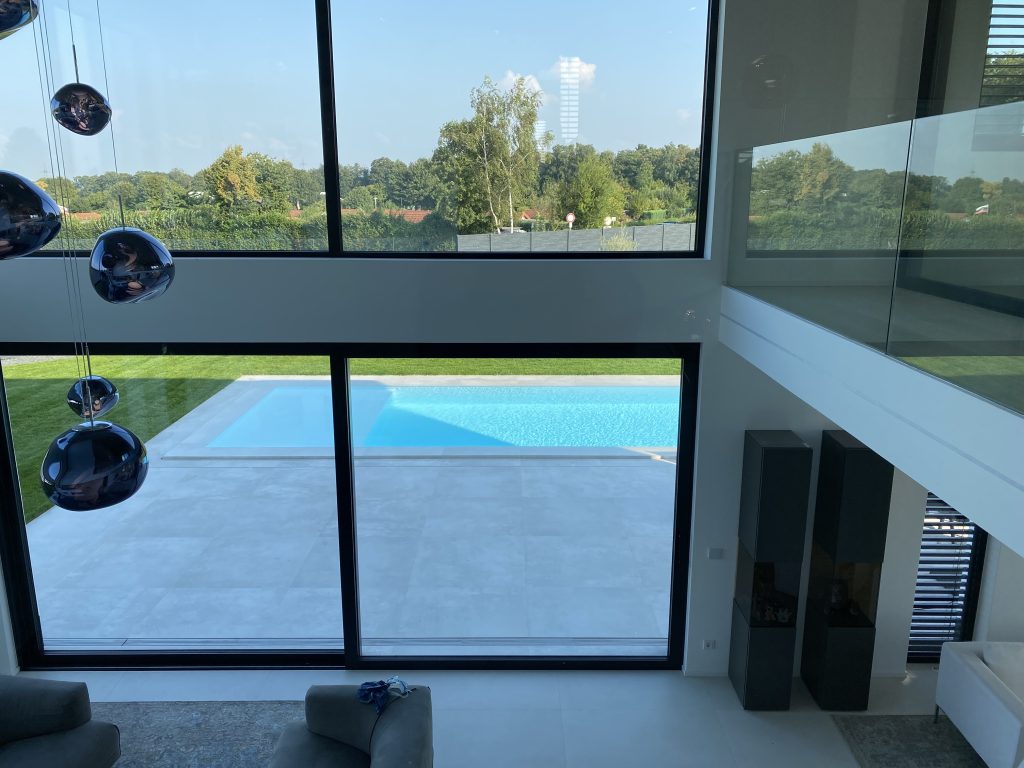 VAGO Immobilien GmbH - Köln/Hürth, Villa 51 - Dieses geschmackvolle Eigenheim wurde für einen Privatinvestor gebaut